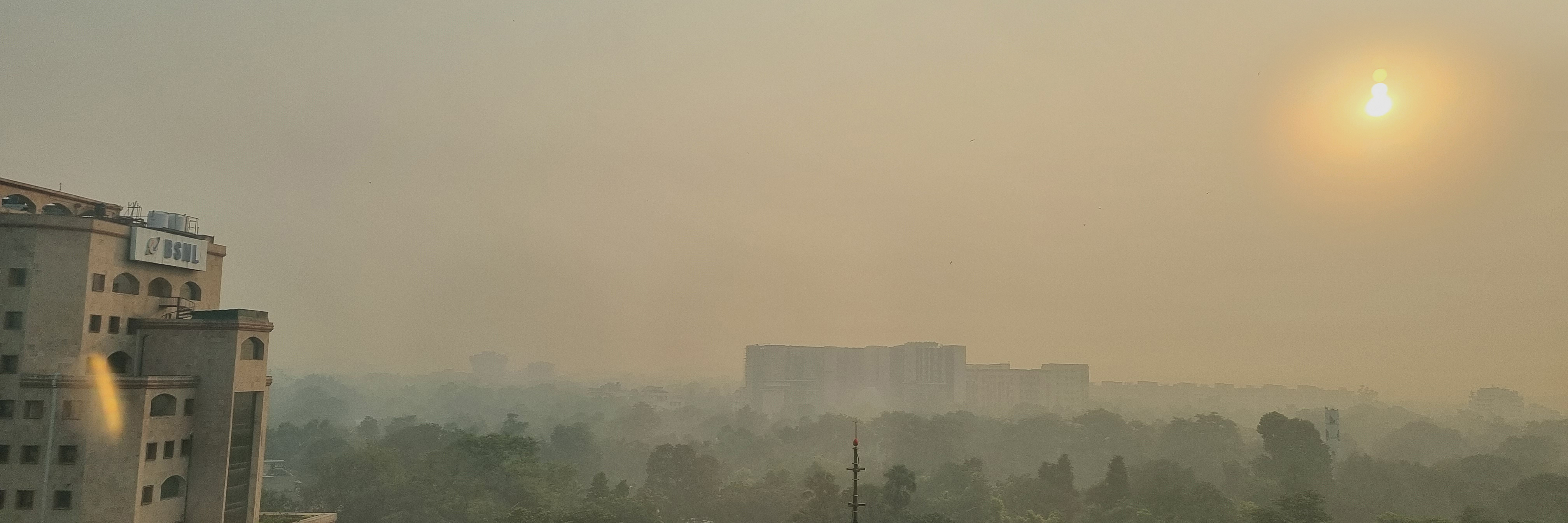 HETCLIF. Smog over Delhi. Photo: Bjørn H. Samset.