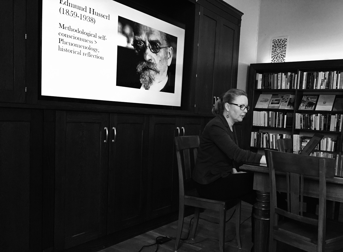 Postdoctoral Fellow Mirja Hartimo during a lunch seminar at CAS, talking about Edmund Husserl. 